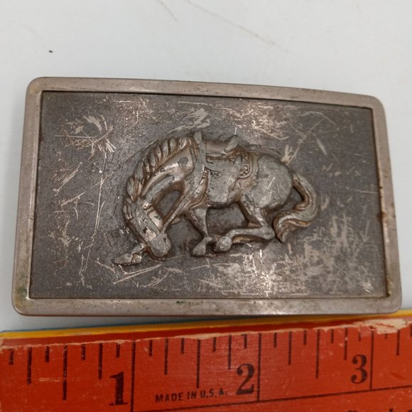 Distressed Horse Belt Buckle Vintage Cowboy Rodeo Lyntone Country Western Wear - Picture 7 of 9